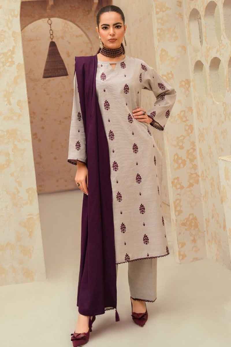 Nafees W96 Heavy Embroidered Dhanak Dress