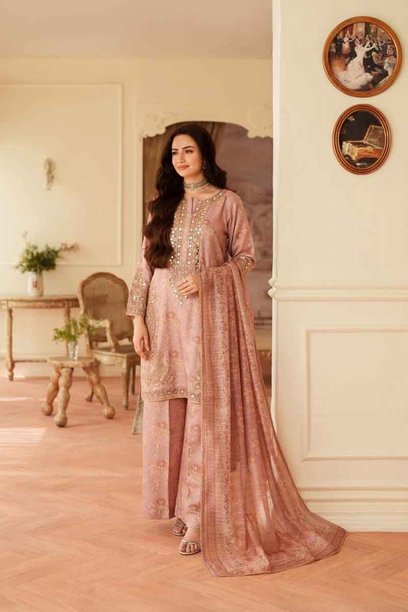 Nafees W013 Printed & Embroidered Lawn Dress